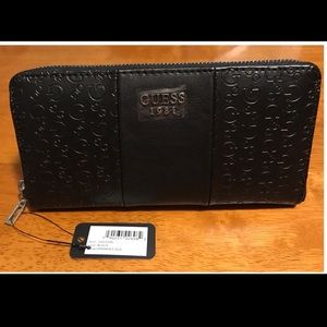 NWT Guess wallet